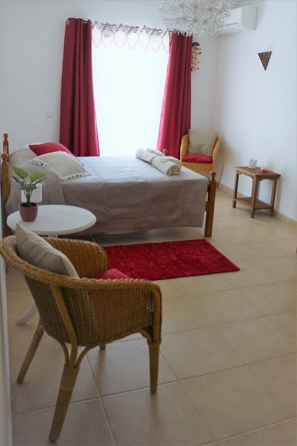 לאגוּ‏ש Casa Da Felicidade מראה חיצוני תמונה